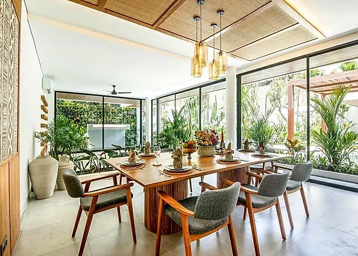 Villa Brand New Luxury 5 Bedroom 200m To Brawah Canggu