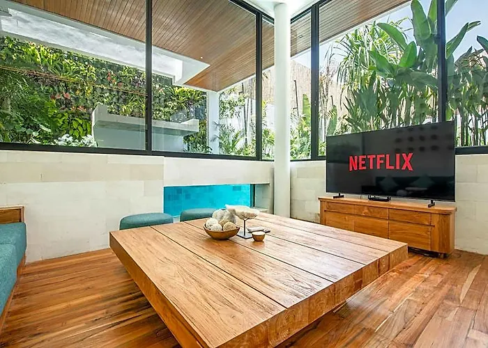 Villa Brand New Luxury 5 Bedroom 200m To Brawah Canggu
