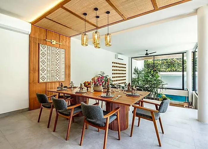Villa Brand New Luxury 5 Bedroom 200m To Brawah Canggu