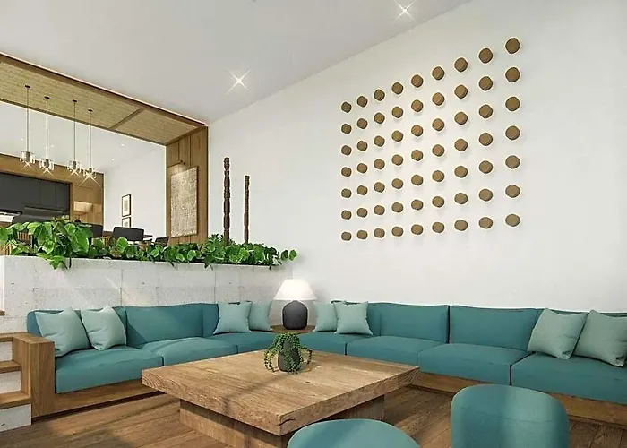 Brand New Luxury 5 Bedroom 200m To Brawah Villa *